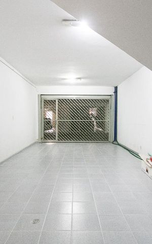 Casa de condomínio à venda com 155m², 3 quartos e 3 vagasGaragem