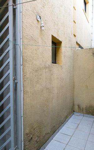 Casa de condomínio à venda com 155m², 3 quartos e 3 vagasQuintal