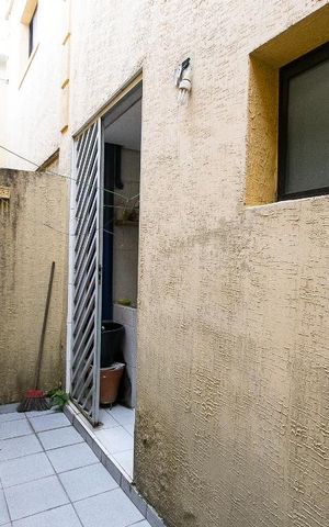 Casa de condomínio à venda com 155m², 3 quartos e 3 vagasQuintal