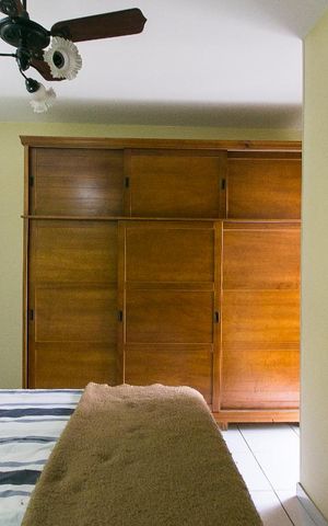 Casa de condomínio à venda com 155m², 3 quartos e 3 vagasSuíte