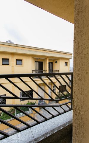 Casa de condomínio à venda com 155m², 3 quartos e 3 vagasVaranda da Suíte
