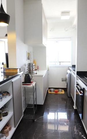 Apartamento para alugar com 73m², 3 quartos e 2 vagasCozinha