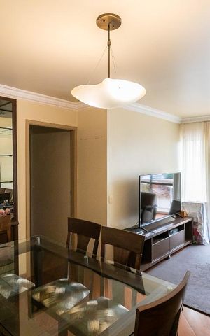 Apartamento à venda com 78m², 3 quartos e 2 vagas Apartamento à venda com 78m², 3 quartos e 2 vagasSala