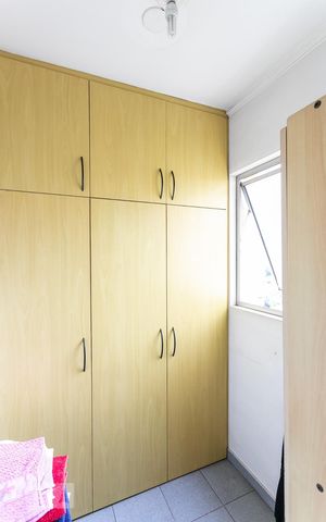Apartamento à venda com 78m², 3 quartos e 2 vagas Apartamento à venda com 78m², 3 quartos e 2 vagasQuarto de Serviço