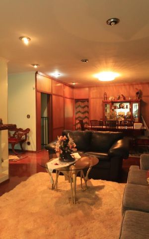 Casa à venda com 400m², 3 quartos e 5 vagasSala 2
