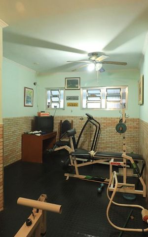 Casa à venda com 400m², 3 quartos e 5 vagasSala de Ginastica