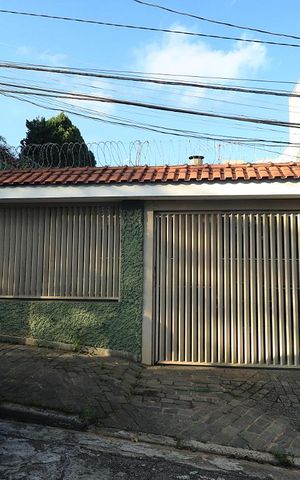 Casa à venda com 400m², 3 quartos e 5 vagasFachada