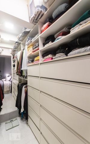 Apartamento para alugar com 90m², 3 quartos e 1 vaga Apartamento para alugar com 90m², 3 quartos e 1 vagaQuarto 3 - Closet