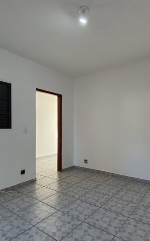 Casa para alugar com 90m², 1 quarto e sem vaga Casa para alugar com 90m², 1 quarto e sem vagaQuarto