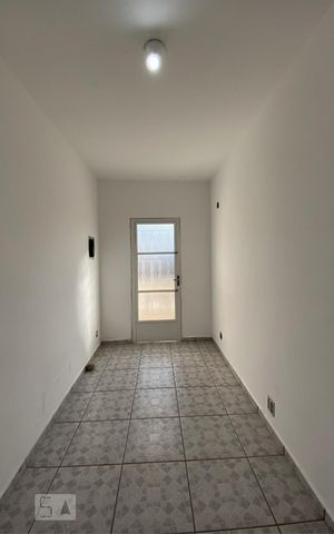 Casa para alugar com 90m², 1 quarto e sem vaga Casa para alugar com 90m², 1 quarto e sem vagaQuarto 2