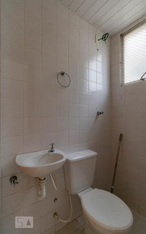 Apartamento à venda com 100m², 3 quartos e 2 vagasBanheiro de Serviço