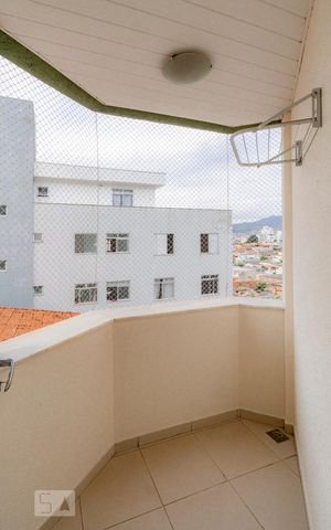 Apartamento à venda com 100m², 3 quartos e 2 vagasvaranda