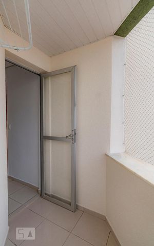 Apartamento à venda com 100m², 3 quartos e 2 vagasQuarto