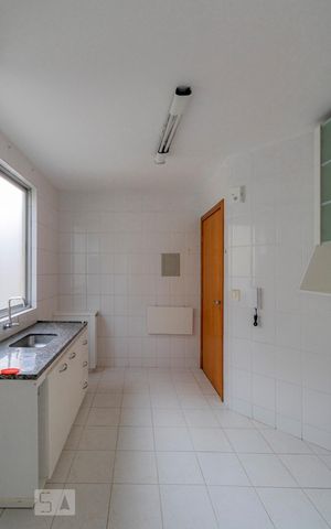 Apartamento à venda com 100m², 3 quartos e 2 vagasCozinha