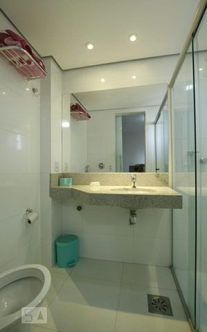 Studio à venda com 60m², 1 quarto e sem vaga Studio à venda com 60m², 1 quarto e sem vagaBanheiro da Suíte