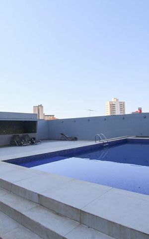 Studio à venda com 60m², 1 quarto e sem vaga Studio à venda com 60m², 1 quarto e sem vagaÁrea comum - Piscina