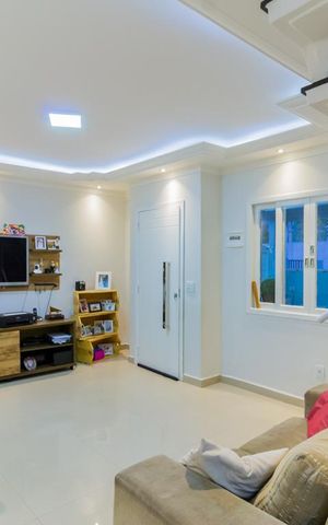 Casa para alugar com 250m², 3 quartos e 2 vagasSala
