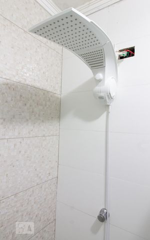 Casa para alugar com 250m², 3 quartos e 2 vagasDetalhe banheiro