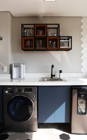Apartamento à venda com 77m², 2 quartos e 2 vagasÁrea de serviço