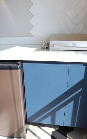 Apartamento à venda com 77m², 2 quartos e 2 vagasÁrea de serviço