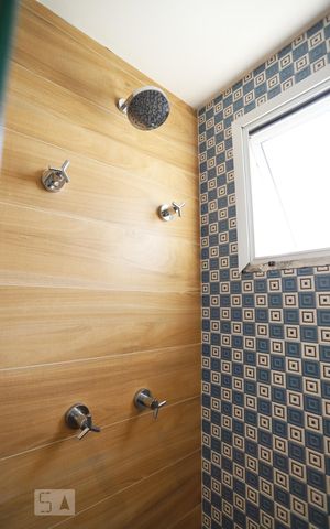 Apartamento à venda com 77m², 2 quartos e 2 vagasBanheiro