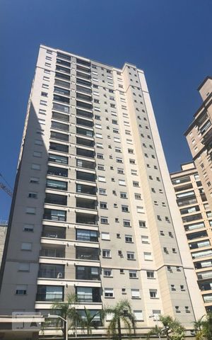 Apartamento à venda com 77m², 2 quartos e 2 vagas Apartamento à venda com 77m², 2 quartos e 2 vagasFachada