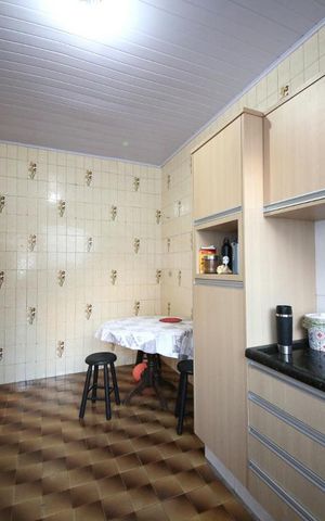 Casa à venda com 90m², 2 quartos e 2 vagasCozinha