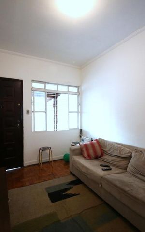 Casa à venda com 90m², 2 quartos e 2 vagasSala
