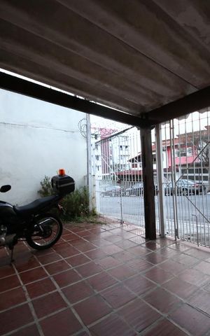 Casa à venda com 90m², 2 quartos e 2 vagasGaragem