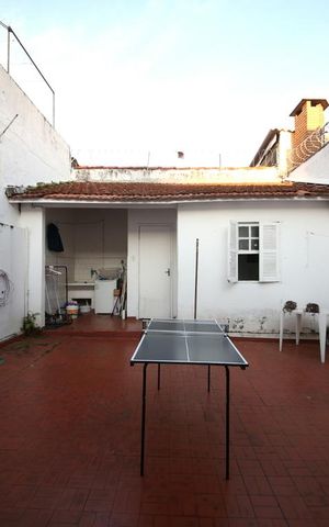 Casa à venda com 90m², 2 quartos e 2 vagasQuintal - Edícula