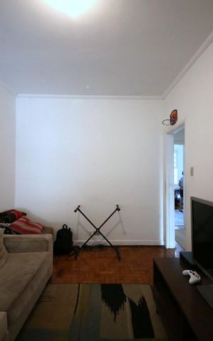 Casa à venda com 90m², 2 quartos e 2 vagasSala