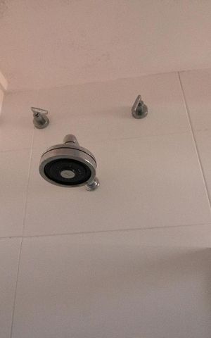 Casa à venda com 250m², 4 quartos e 2 vagassuíte  2