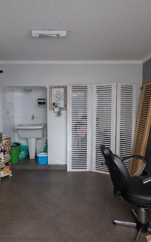 Casa à venda com 250m², 4 quartos e 2 vagasArea gourmet