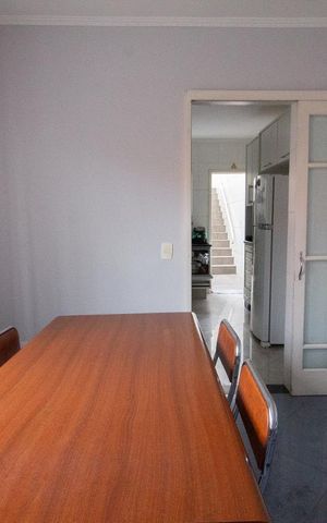 Casa à venda com 250m², 4 quartos e 2 vagasSala de jantar