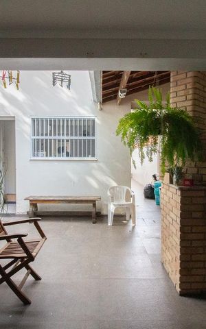 Casa à venda com 250m², 4 quartos e 2 vagasArea gourmet