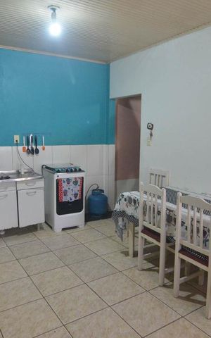 Casa à venda com 92m², 3 quartos e 2 vagasCozinha