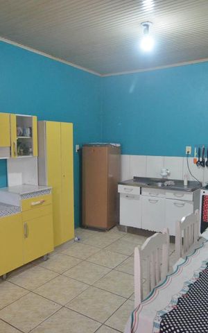 Casa à venda com 92m², 3 quartos e 2 vagasCozinha