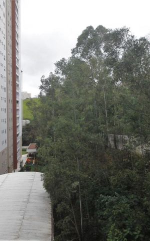 Apartamento à venda com 96m², 2 quartos e 2 vagasVista da suíte 1
