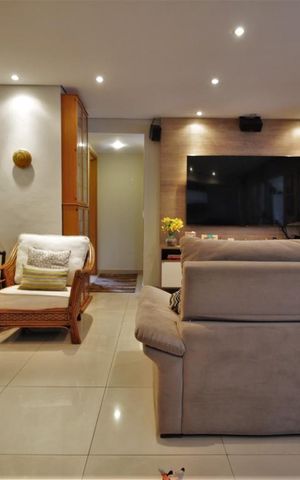 Apartamento à venda com 96m², 2 quartos e 2 vagasSala
