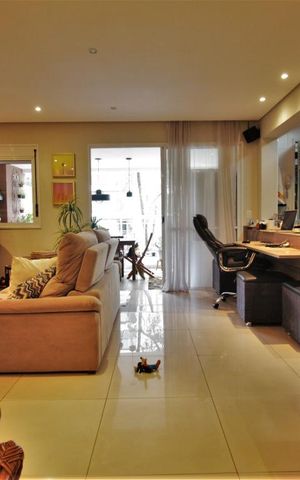 Apartamento à venda com 96m², 2 quartos e 2 vagasSala