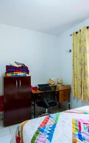 Casa à venda com 180m², 4 quartos e 2 vagas Casa à venda com 180m², 4 quartos e 2 vagasQuarto 2