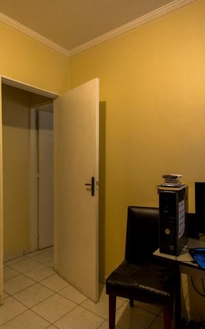 Casa à venda com 180m², 4 quartos e 2 vagas Casa à venda com 180m², 4 quartos e 2 vagasQuarto 4