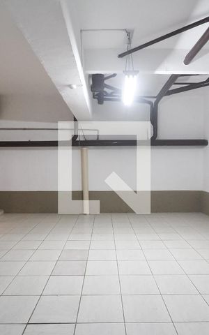 Casa de condomínio à venda com 260m², 4 quartos e 2 vagas Casa de condomínio à venda com 260m², 4 quartos e 2 vagasGaragem