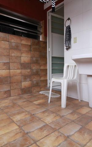 Casa à venda com 160m², 4 quartos e 1 vagaÁrea de Serviço