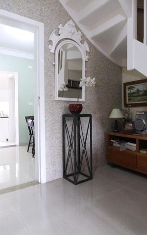 Casa à venda com 160m², 4 quartos e 1 vagaEntrada