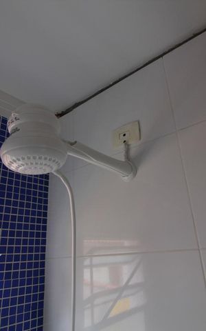 Casa à venda com 160m², 4 quartos e 1 vagaBanheiro