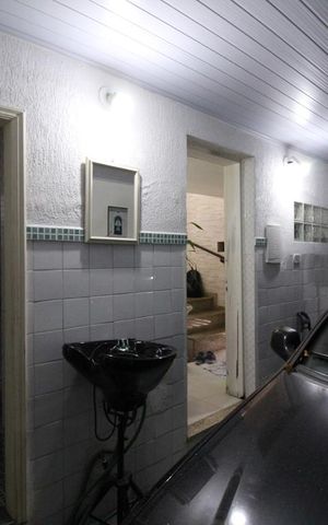 Casa à venda com 160m², 4 quartos e 1 vagaGaragem