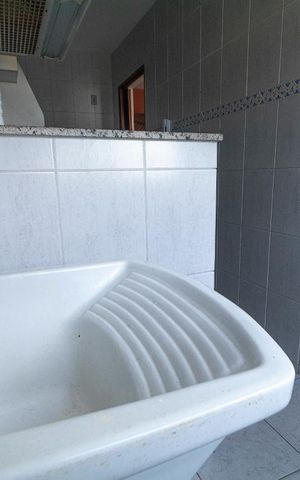 Apartamento para alugar com 60m², 2 quartos e 1 vaga Apartamento para alugar com 60m², 2 quartos e 1 vagaDetalhe da Área de Serviço