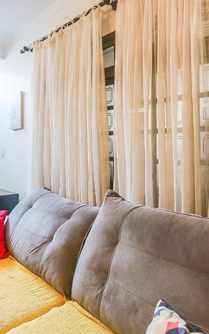 Casa à venda com 332m², 3 quartos e 2 vagasSala de TV