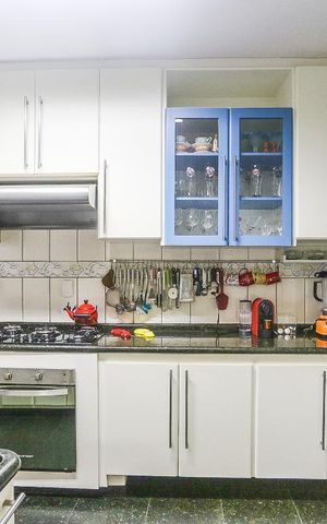 Casa à venda com 332m², 3 quartos e 2 vagasCozinha